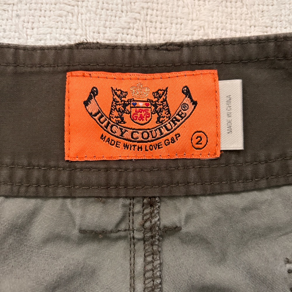 Juicy Couture Cargo Capri - Picture 8 of 11